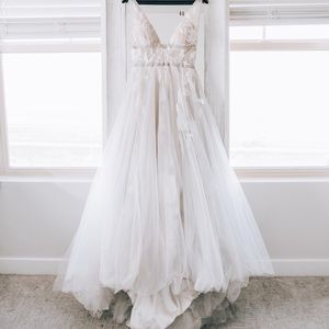 Willowby by Watters Galatea Titanium